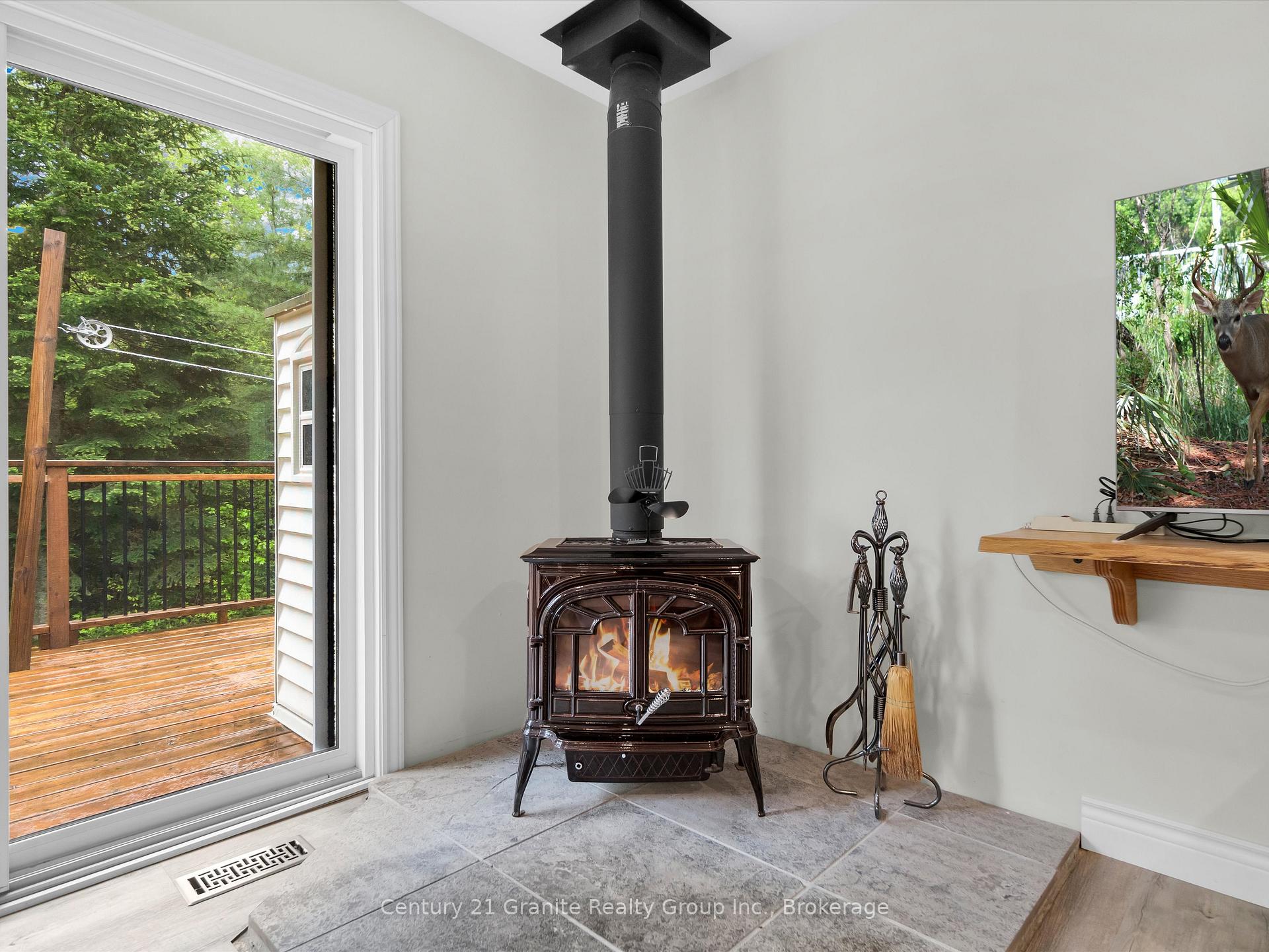 Photo 6 of 2302 Buckslide Road, Algonquin Highlands, Stanhope — HOMEH