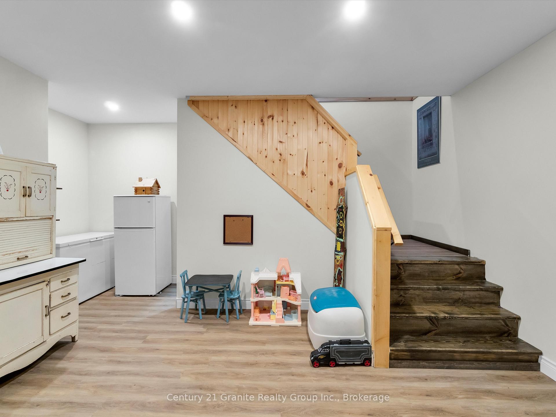 Photo 16 of 2302 Buckslide Road, Algonquin Highlands, Stanhope — HOMEH