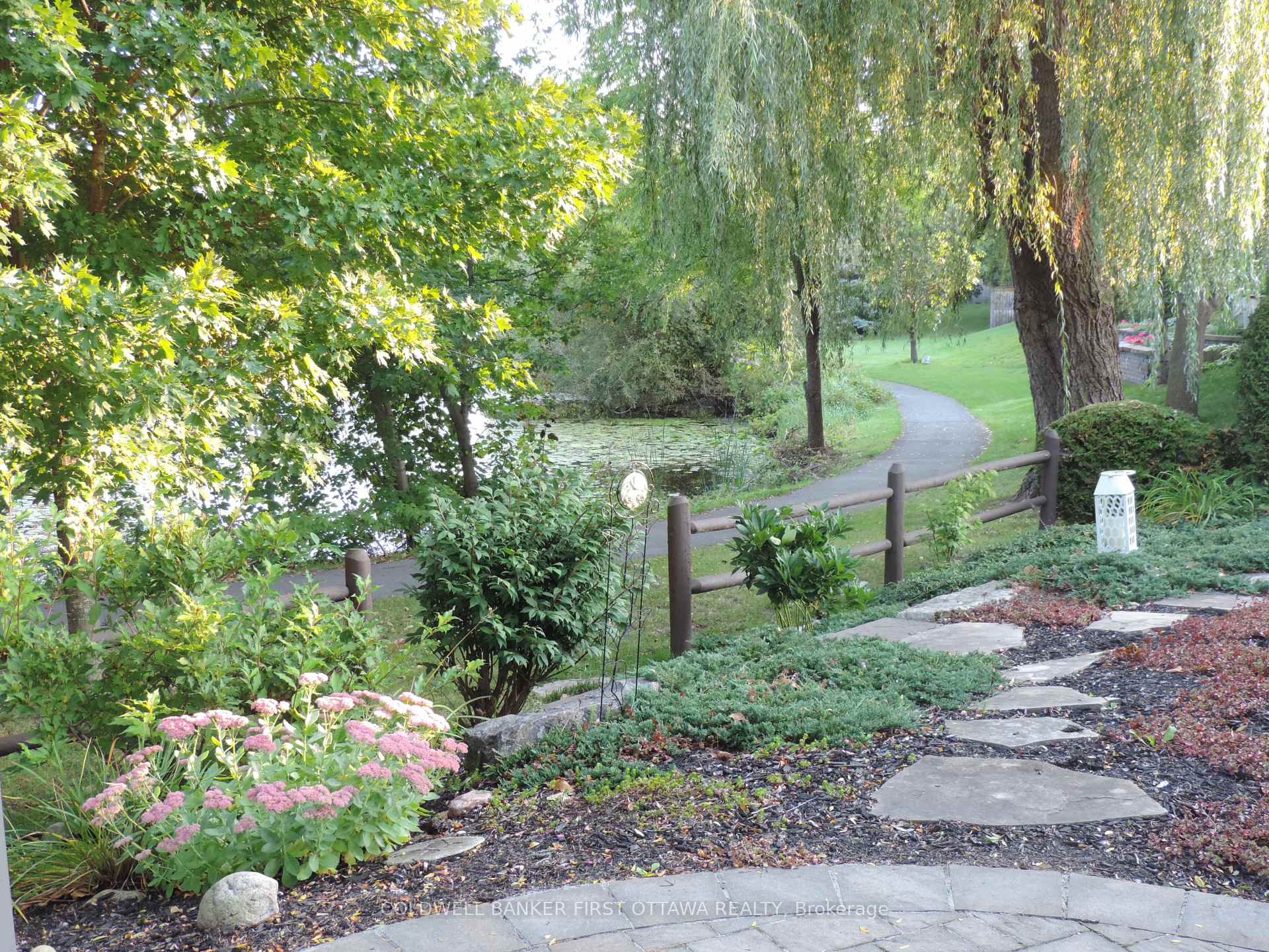 Photo 33 of 2 Lone Meadow Trail, Ottawa, Stittsville (Central) — HOMEH