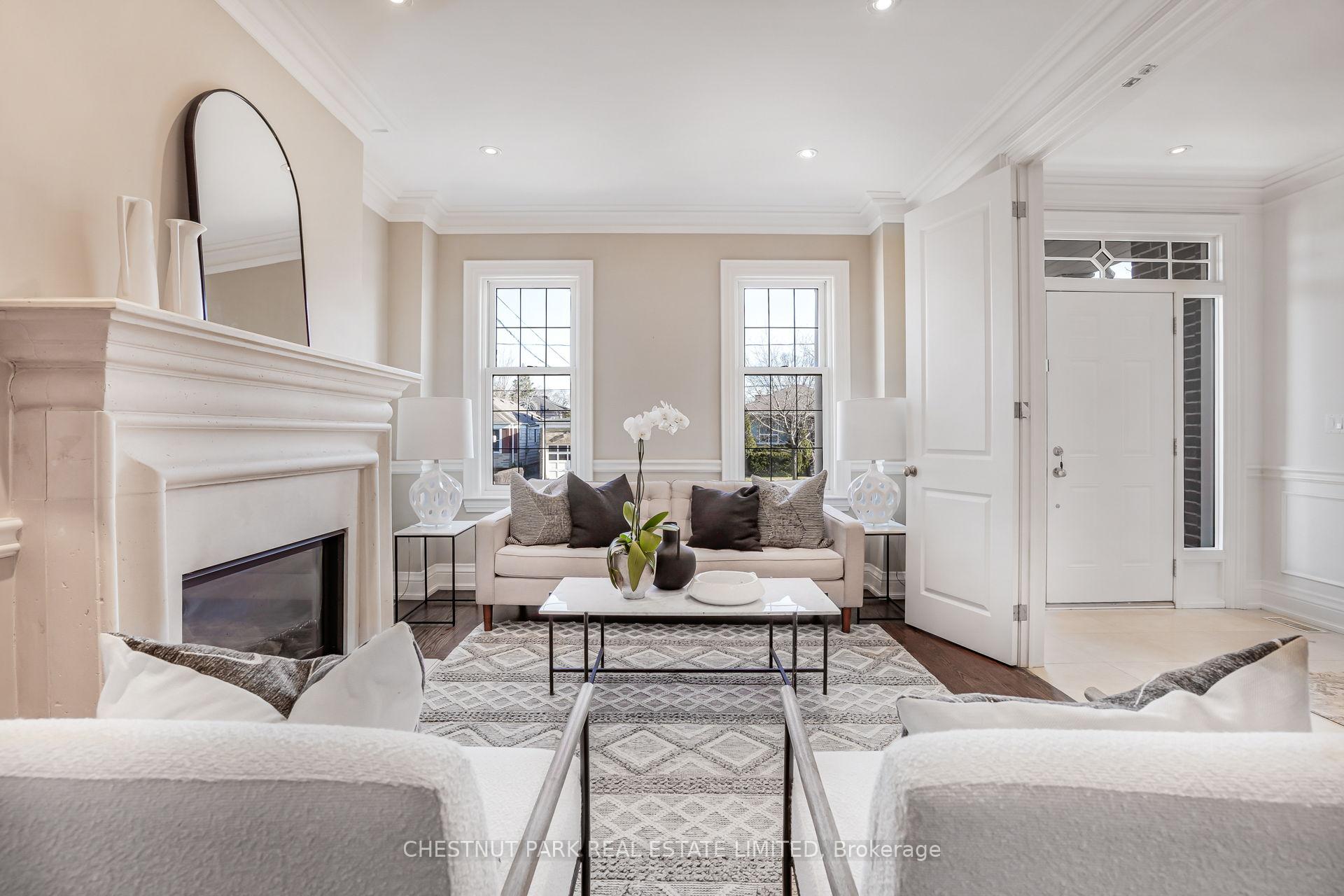 Photo 8 of 676 Glencairn Avenue, Toronto, Englemount-Lawrence — HOMEH