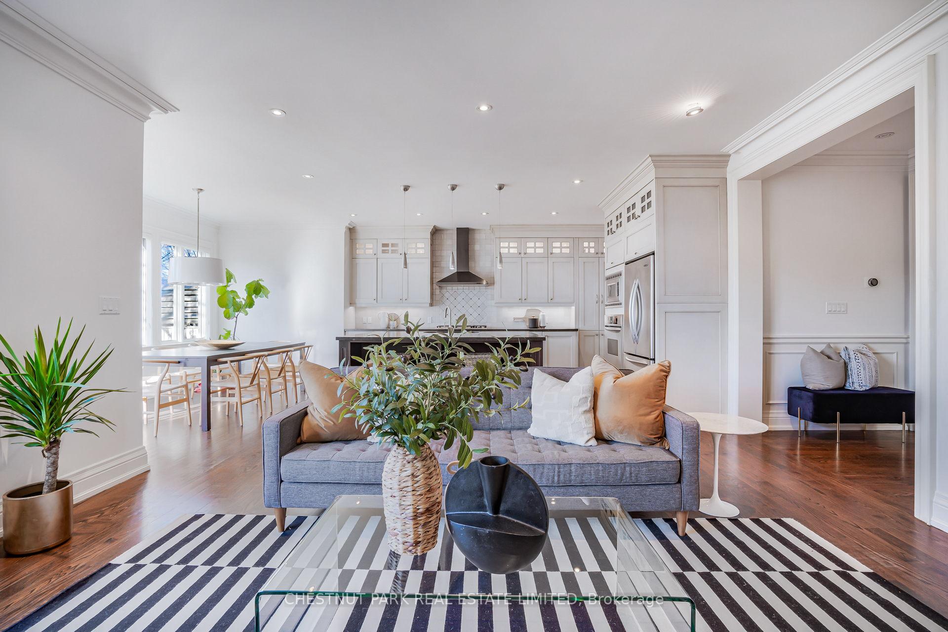 Photo 17 of 676 Glencairn Avenue, Toronto, Englemount-Lawrence — HOMEH