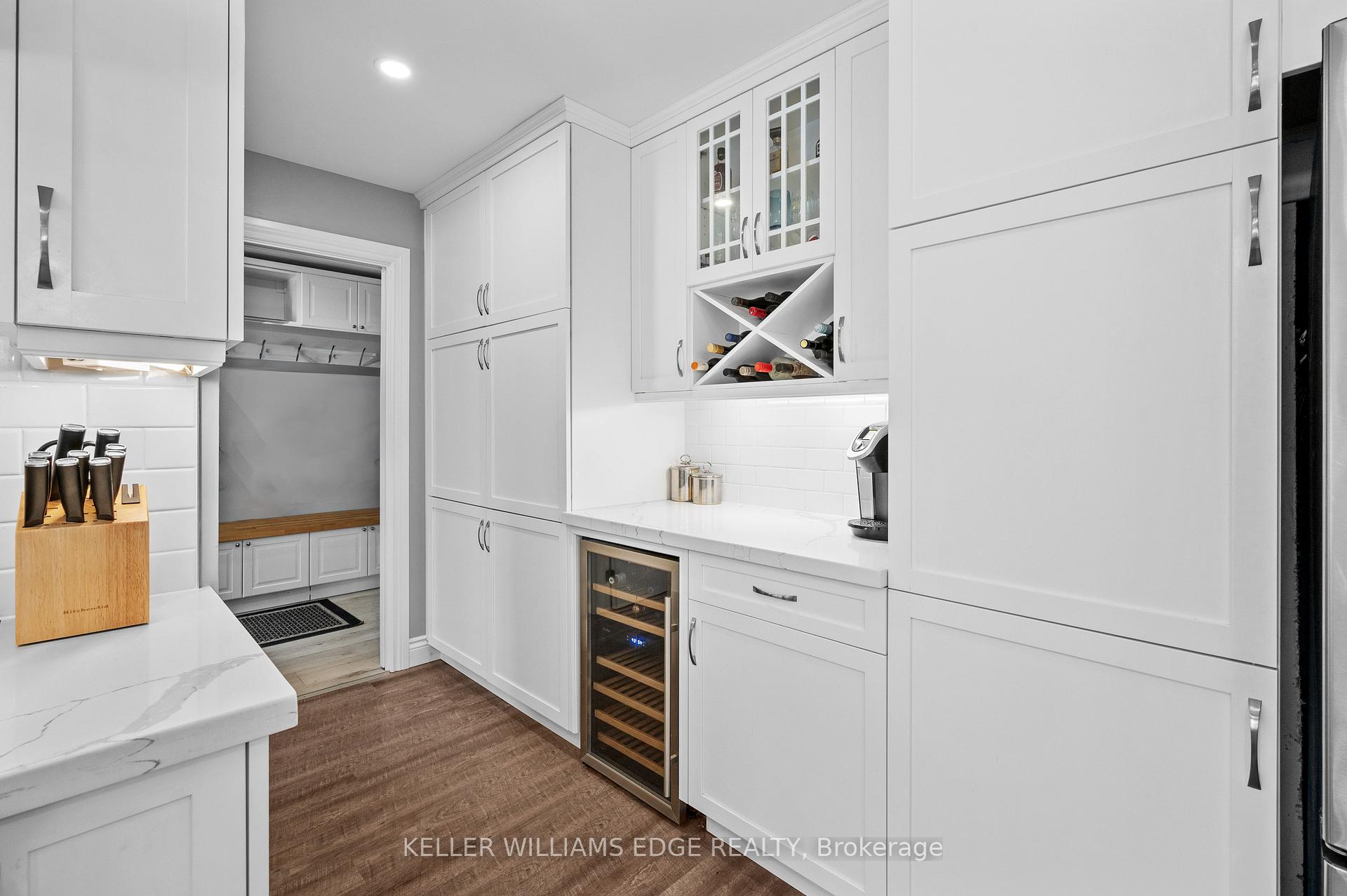 Photo 17 of 402 Carlisle Road, Hamilton, Carlisle — HOMEH