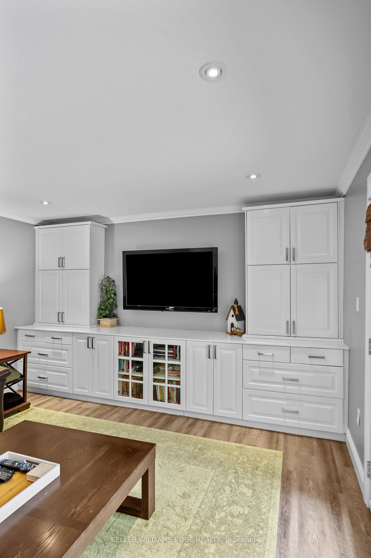 Photo 20 of 402 Carlisle Road, Hamilton, Carlisle — HOMEH