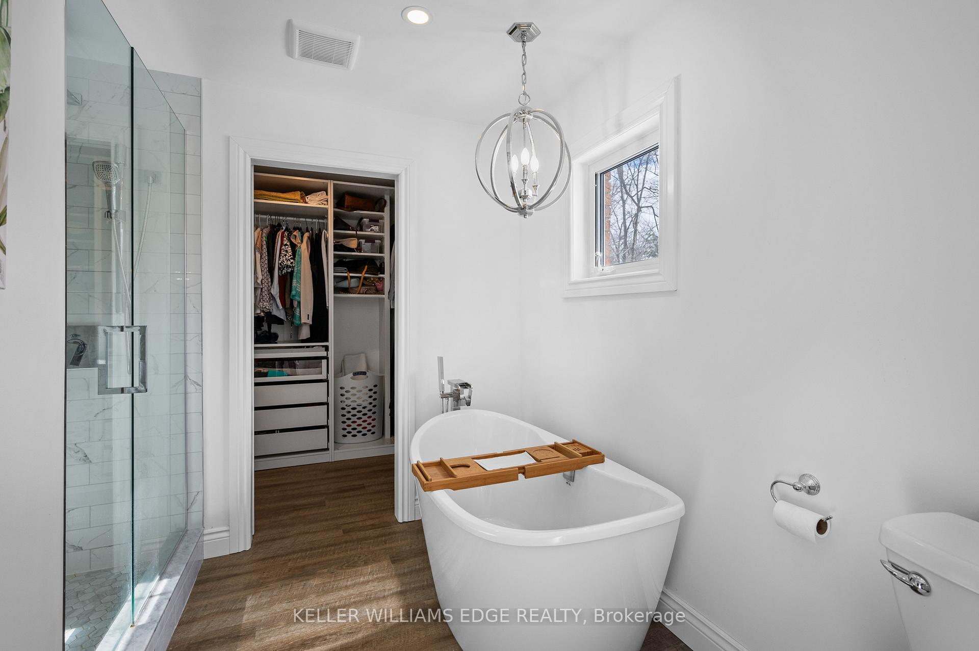 Photo 32 of 402 Carlisle Road, Hamilton, Carlisle — HOMEH