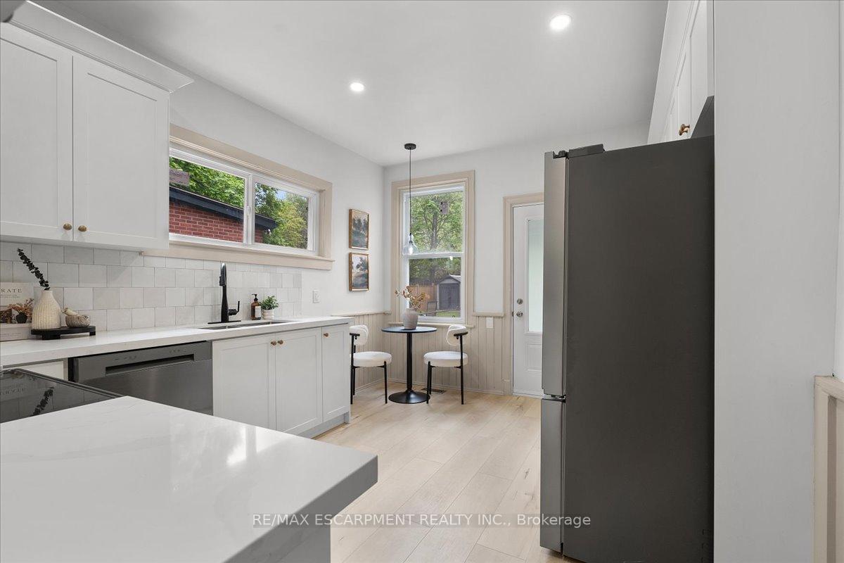 Photo 10 of 68 Alanson Street, Hamilton, Stinson — HOMEH