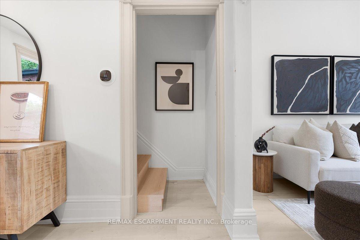 Photo 14 of 68 Alanson Street, Hamilton, Stinson — HOMEH