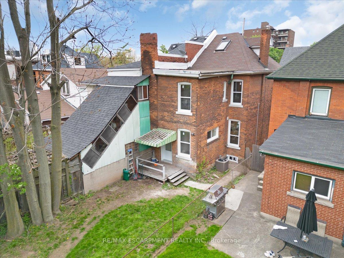 Photo 35 of 68 Alanson Street, Hamilton, Stinson — HOMEH