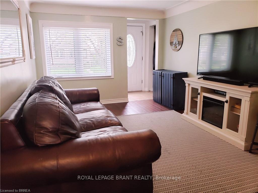 Photo 15 of 745 Burgess Avenue, Hamilton, Parkview — HOMEH