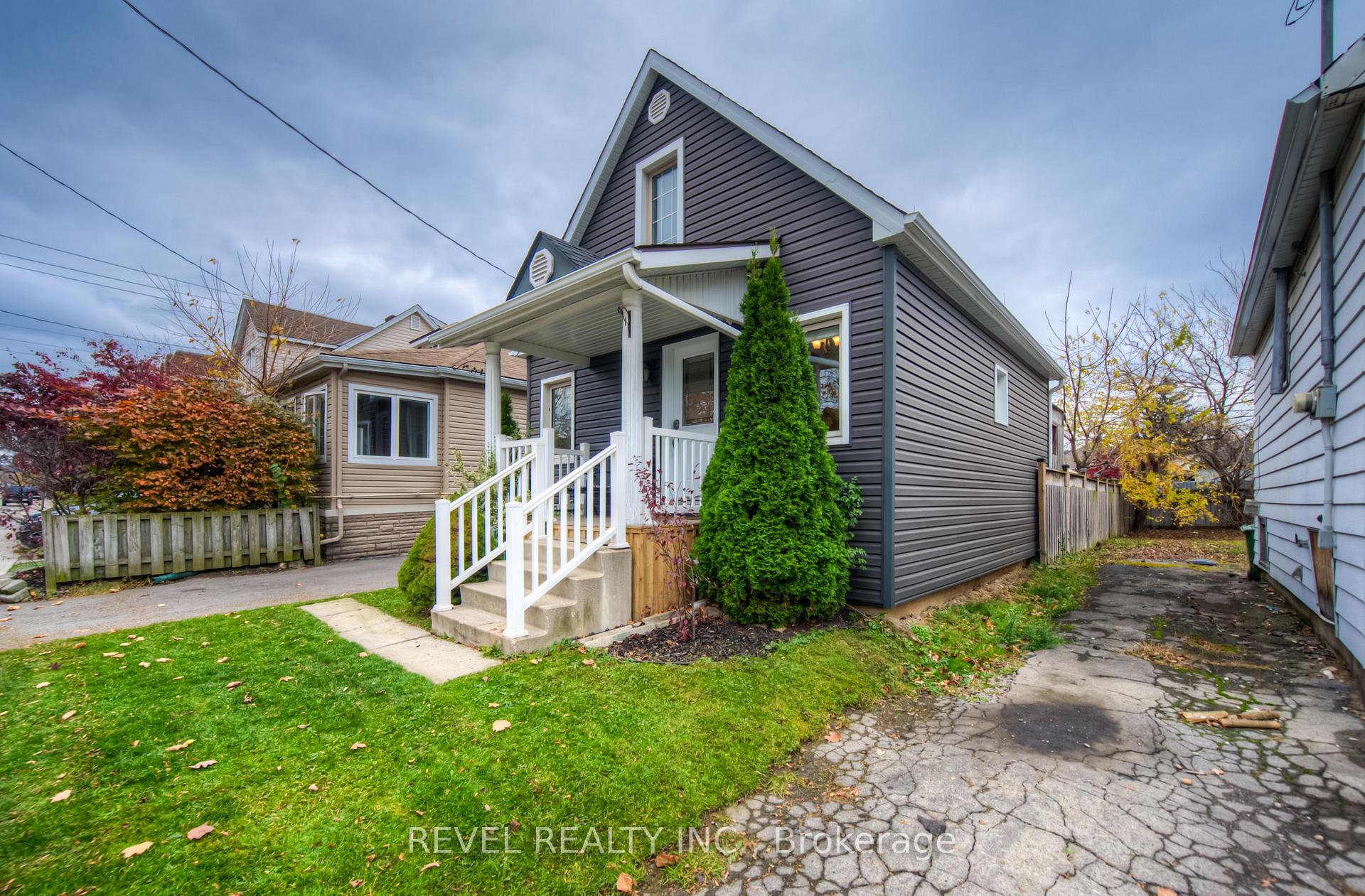 Photo 6 of 71 Garside Avenue N, Hamilton, Normanhurst — HOMEH