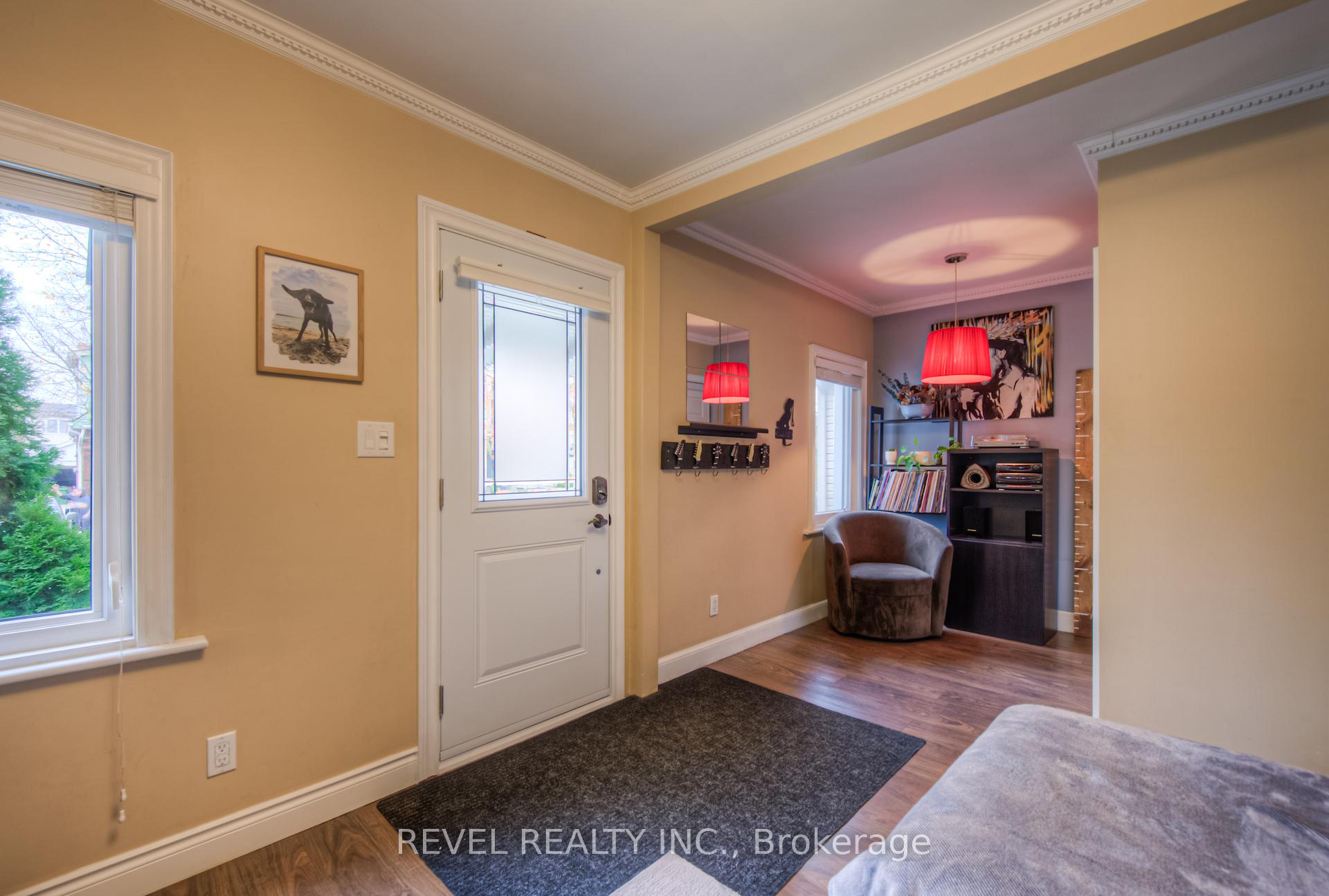 Photo 4 of 71 Garside Avenue N, Hamilton, Normanhurst — HOMEH
