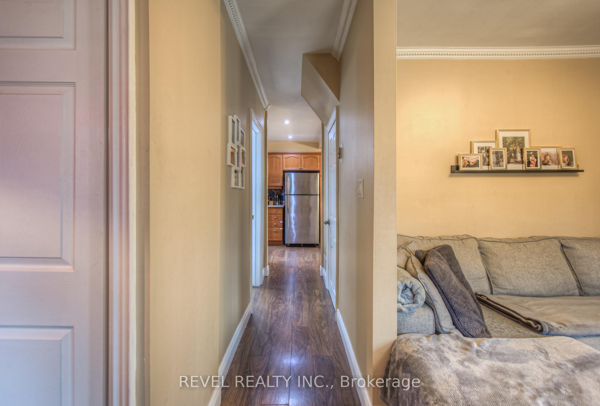 Photo 8 of 71 Garside Avenue N, Hamilton, Normanhurst — HOMEH