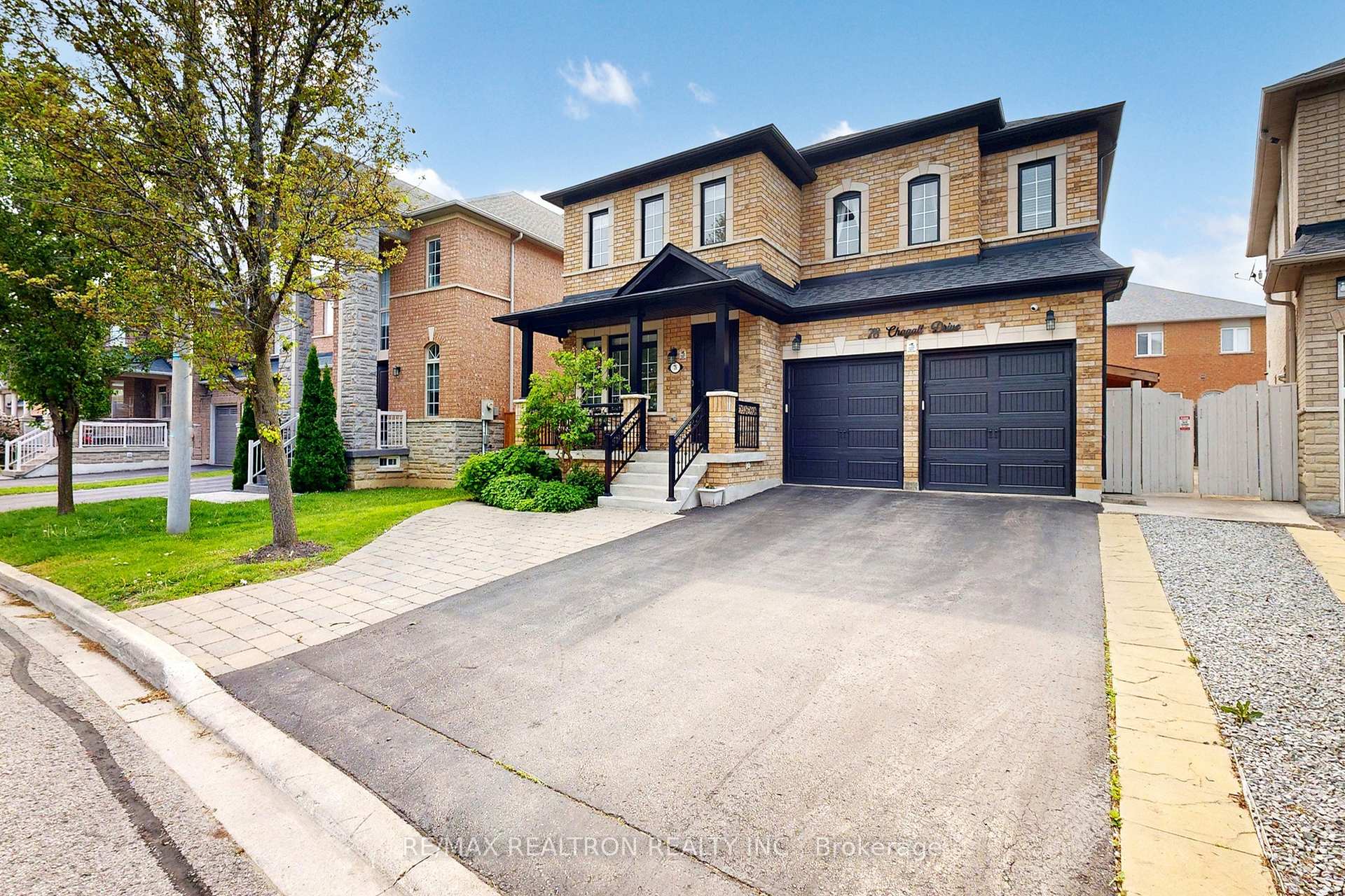 Photo 4 of 78 Chagall Drive, Vaughan, Patterson — HOMEH