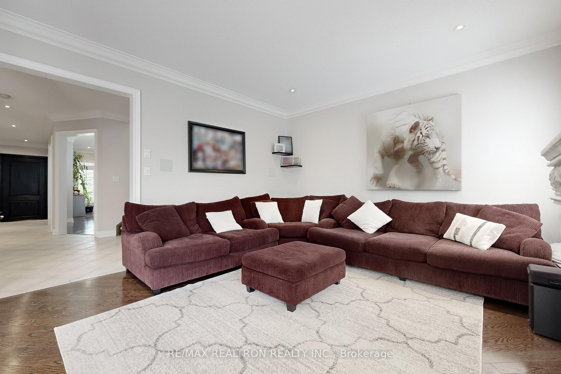 Photo 9 of 78 Chagall Drive, Vaughan, Patterson — HOMEH
