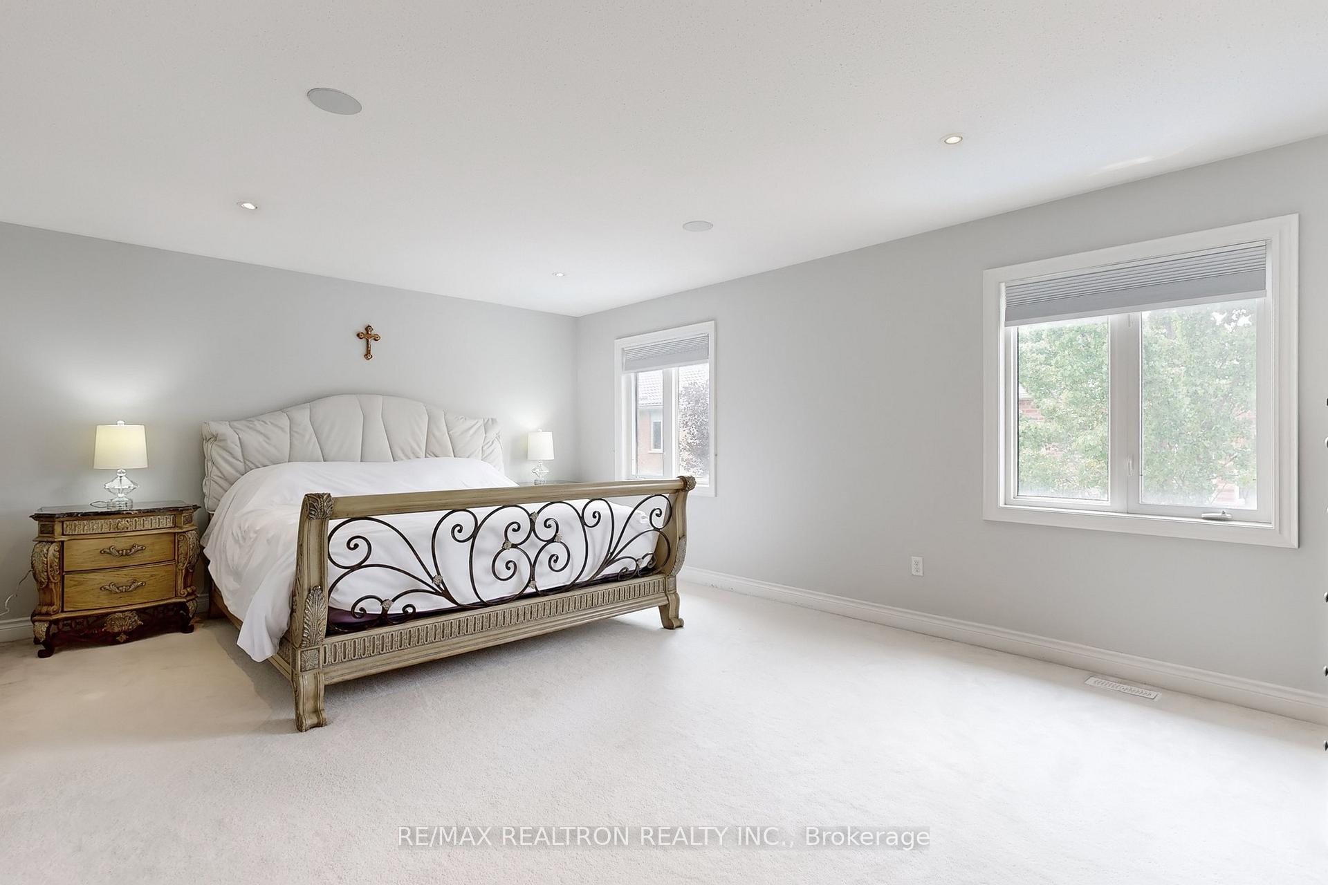 Photo 17 of 78 Chagall Drive, Vaughan, Patterson — HOMEH