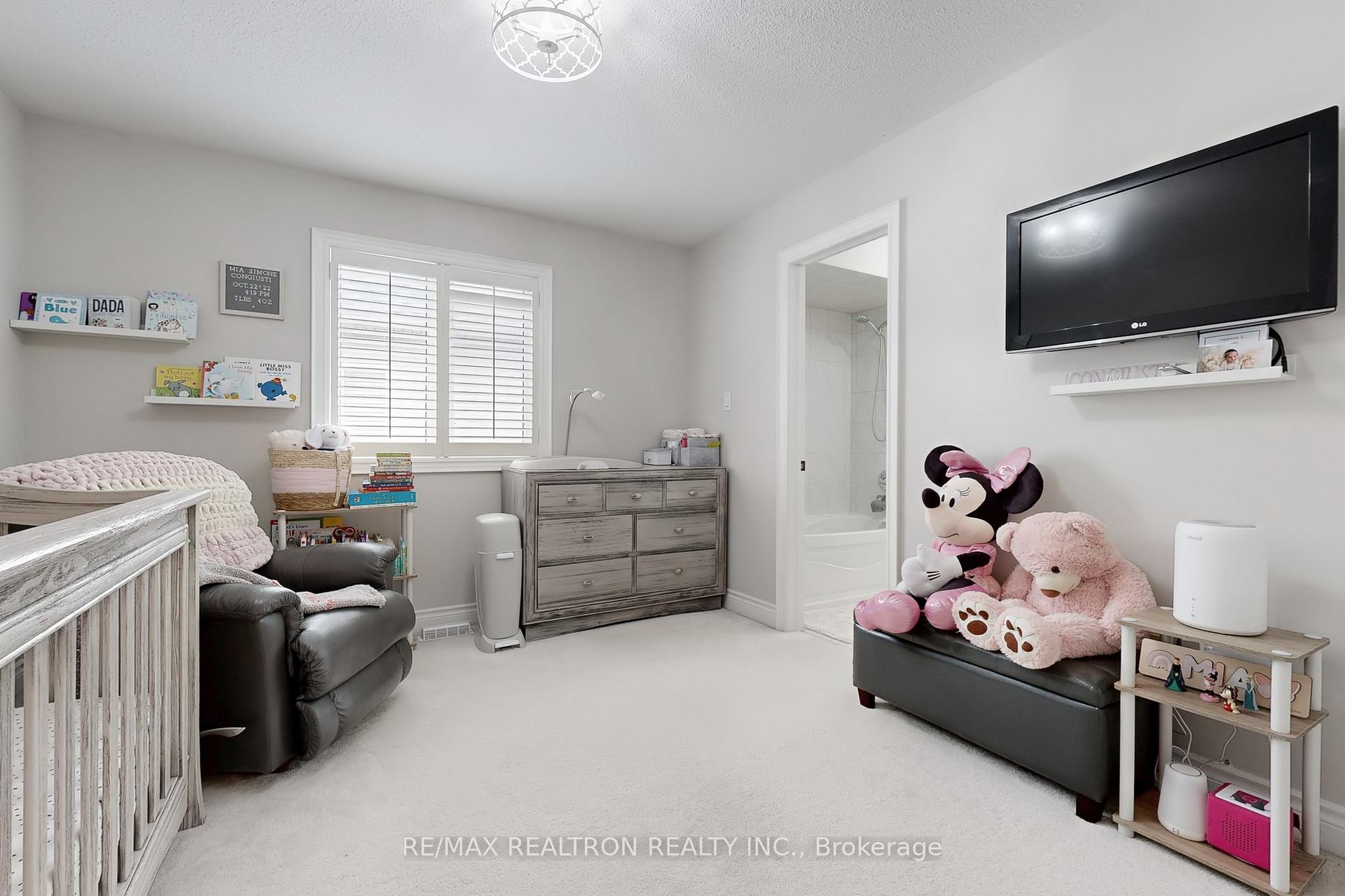Photo 18 of 78 Chagall Drive, Vaughan, Patterson — HOMEH