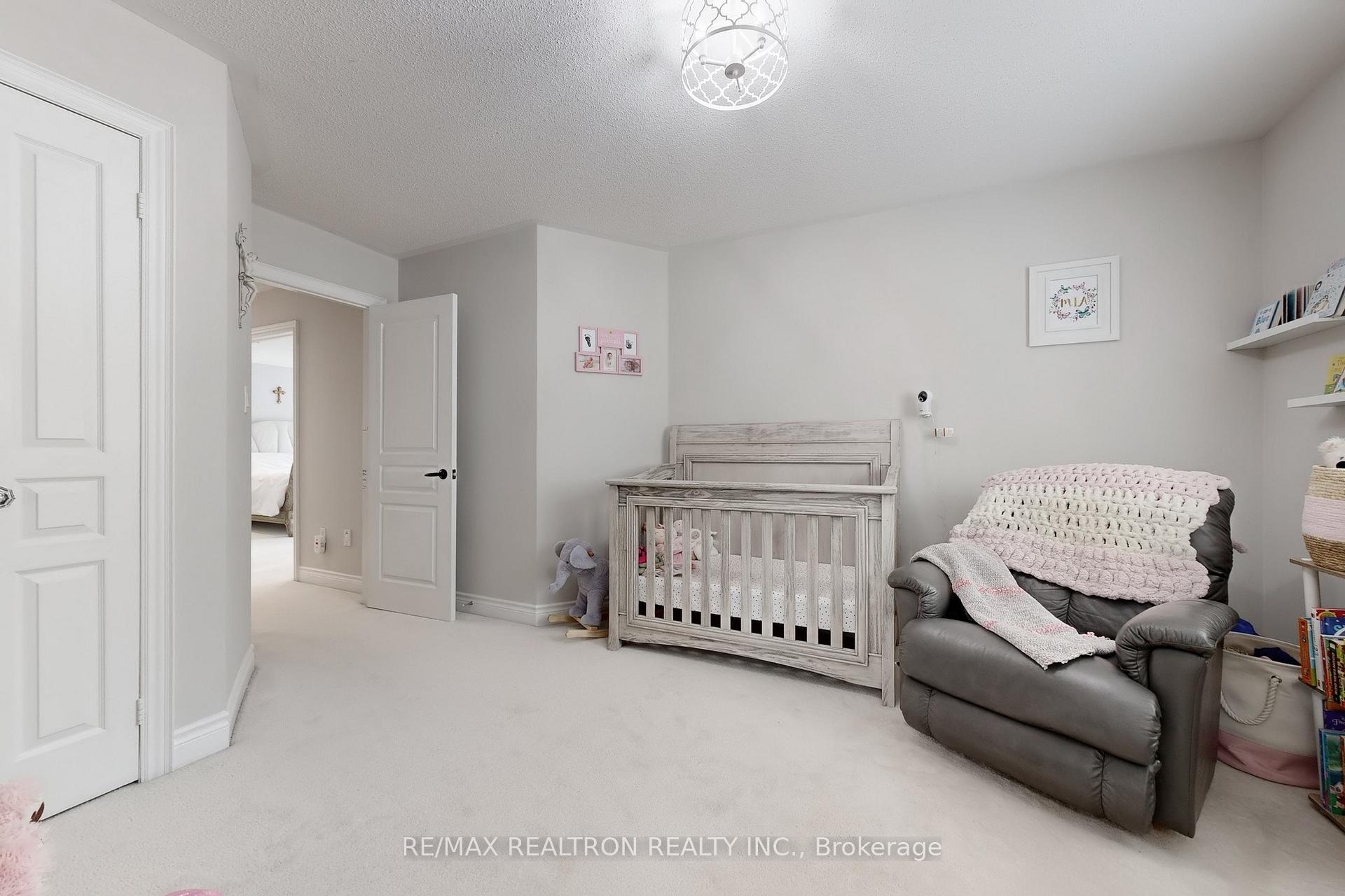 Photo 21 of 78 Chagall Drive, Vaughan, Patterson — HOMEH