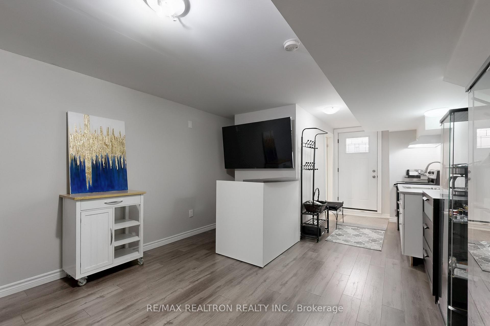 Photo 30 of 78 Chagall Drive, Vaughan, Patterson — HOMEH