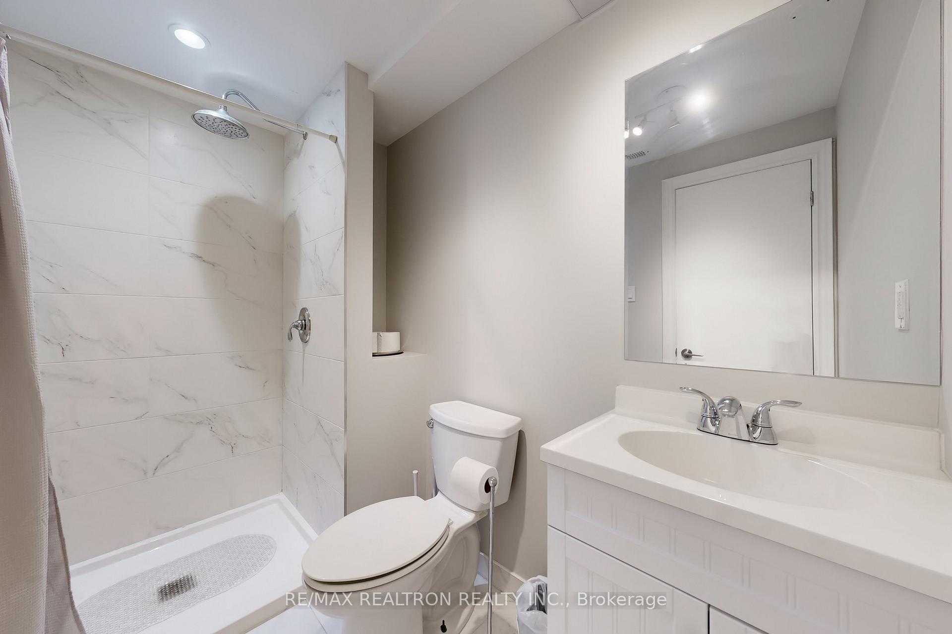Photo 29 of 78 Chagall Drive, Vaughan, Patterson — HOMEH