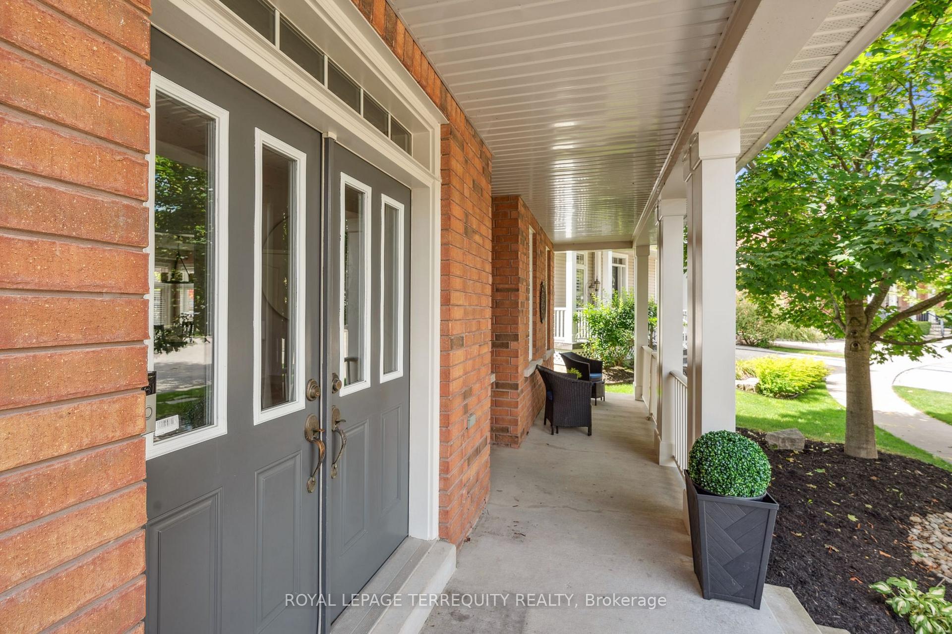 Photo 15 of 69 Bellhouse Place, Whitby, Brooklin — HOMEH