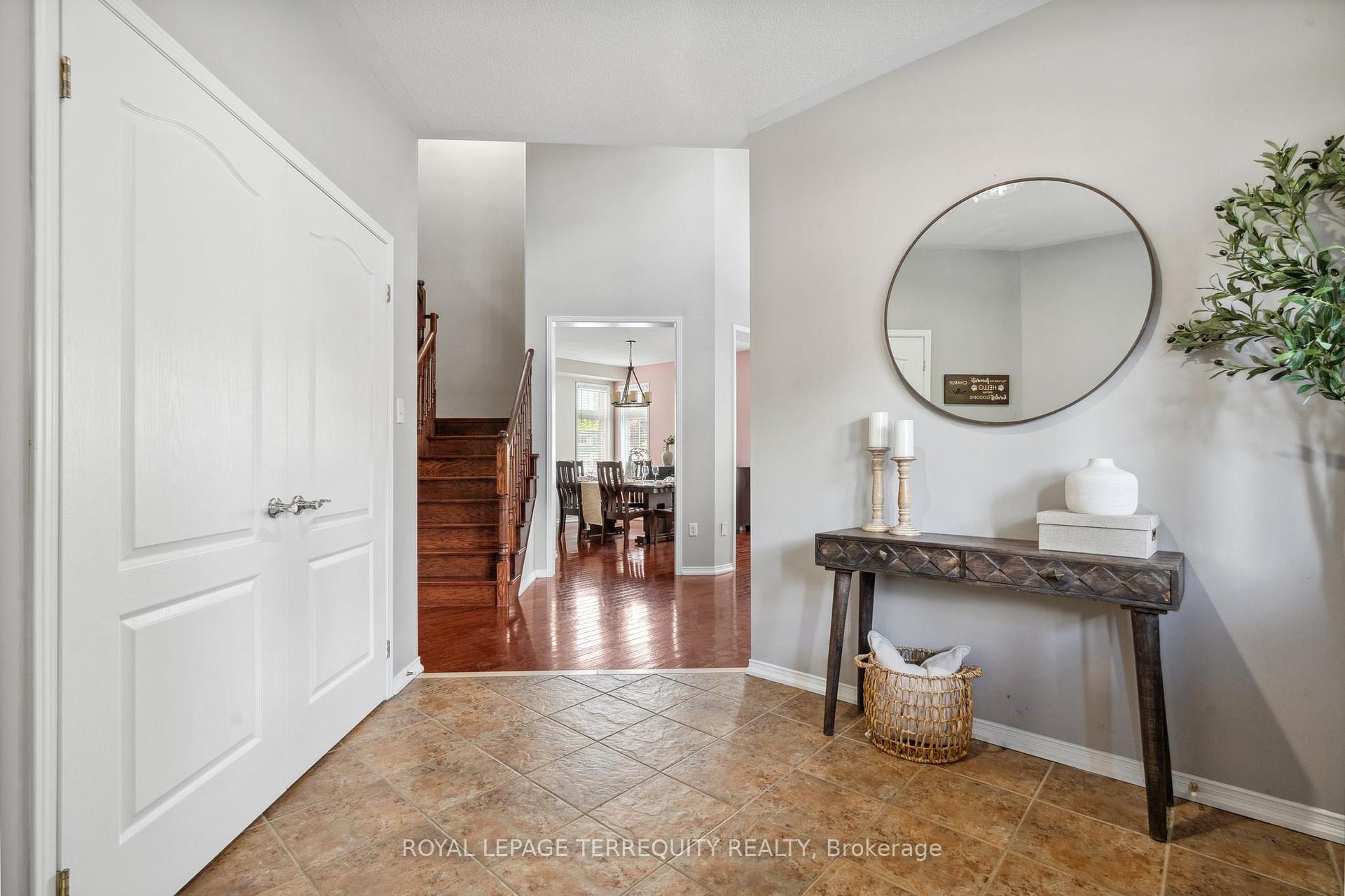 Photo 2 of 69 Bellhouse Place, Whitby, Brooklin — HOMEH