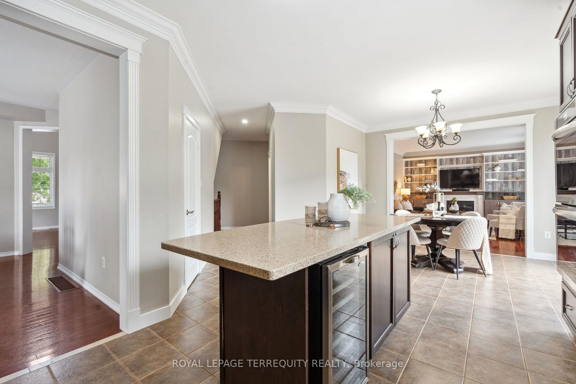 Photo 9 of 69 Bellhouse Place, Whitby, Brooklin — HOMEH
