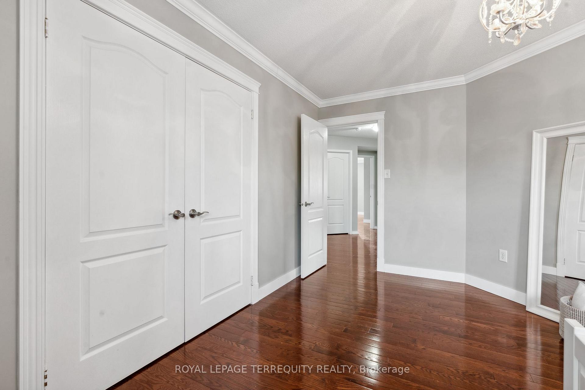 Photo 34 of 69 Bellhouse Place, Whitby, Brooklin — HOMEH