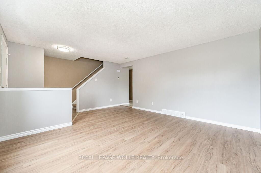 Photo 9 of 32B Karen Walk, Waterloo — HOMEH