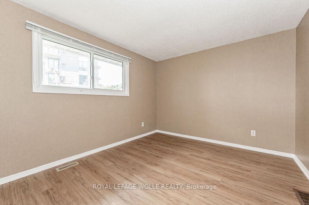 Photo 5 of 32B Karen Walk, Waterloo — HOMEH