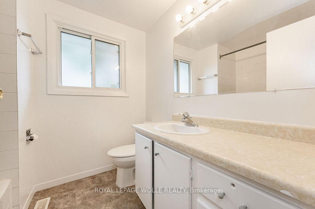 Photo 20 of 32B Karen Walk, Waterloo — HOMEH