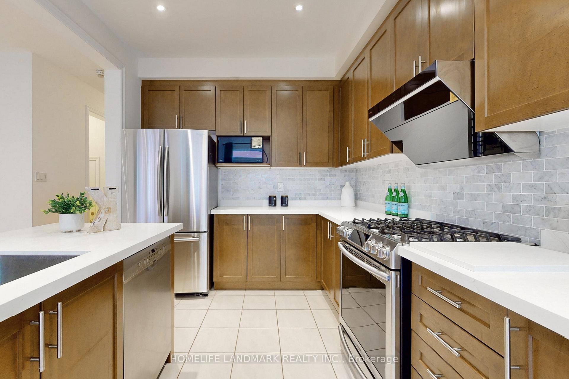 Photo 13 of 44 Luzon Avenue, Markham, Box Grove — HOMEH