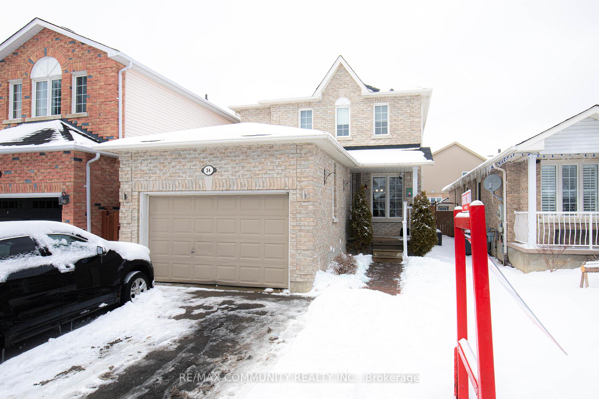 Photo 2 of 34 Daiseyfield Avenue, Clarington, Courtice — HOMEH