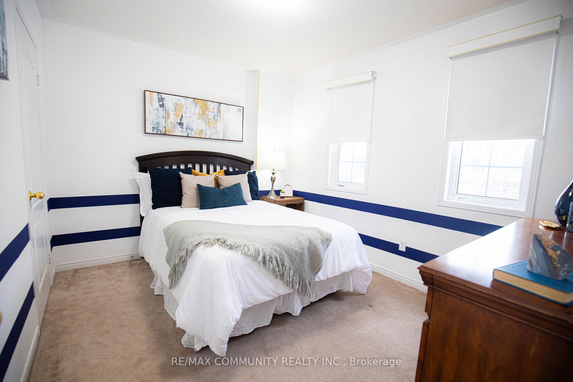 Photo 9 of 34 Daiseyfield Avenue, Clarington, Courtice — HOMEH
