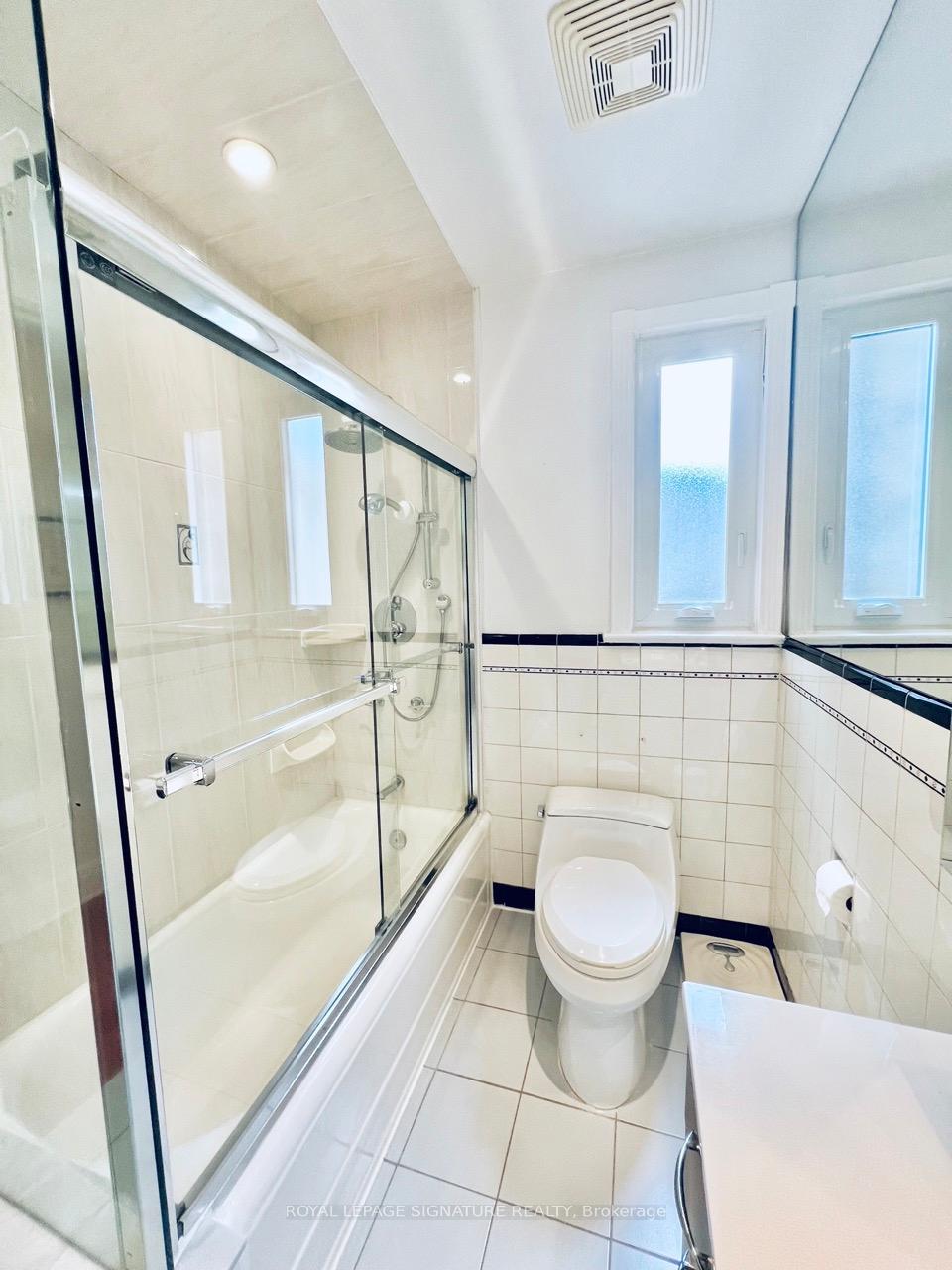 Photo 17 of 24 College View Avenue, Toronto, Yonge-Eglinton — HOMEH