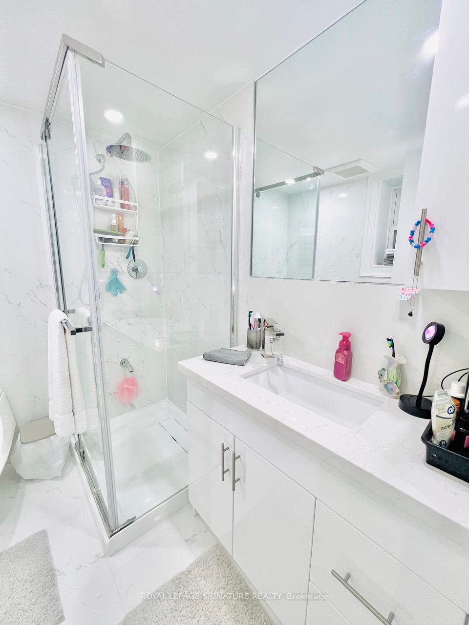 Photo 30 of 24 College View Avenue, Toronto, Yonge-Eglinton — HOMEH