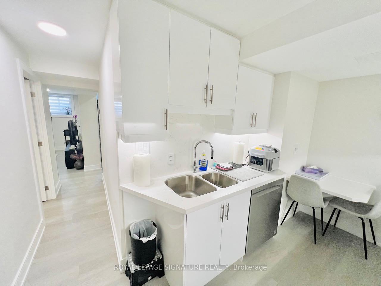 Photo 34 of 24 College View Avenue, Toronto, Yonge-Eglinton — HOMEH