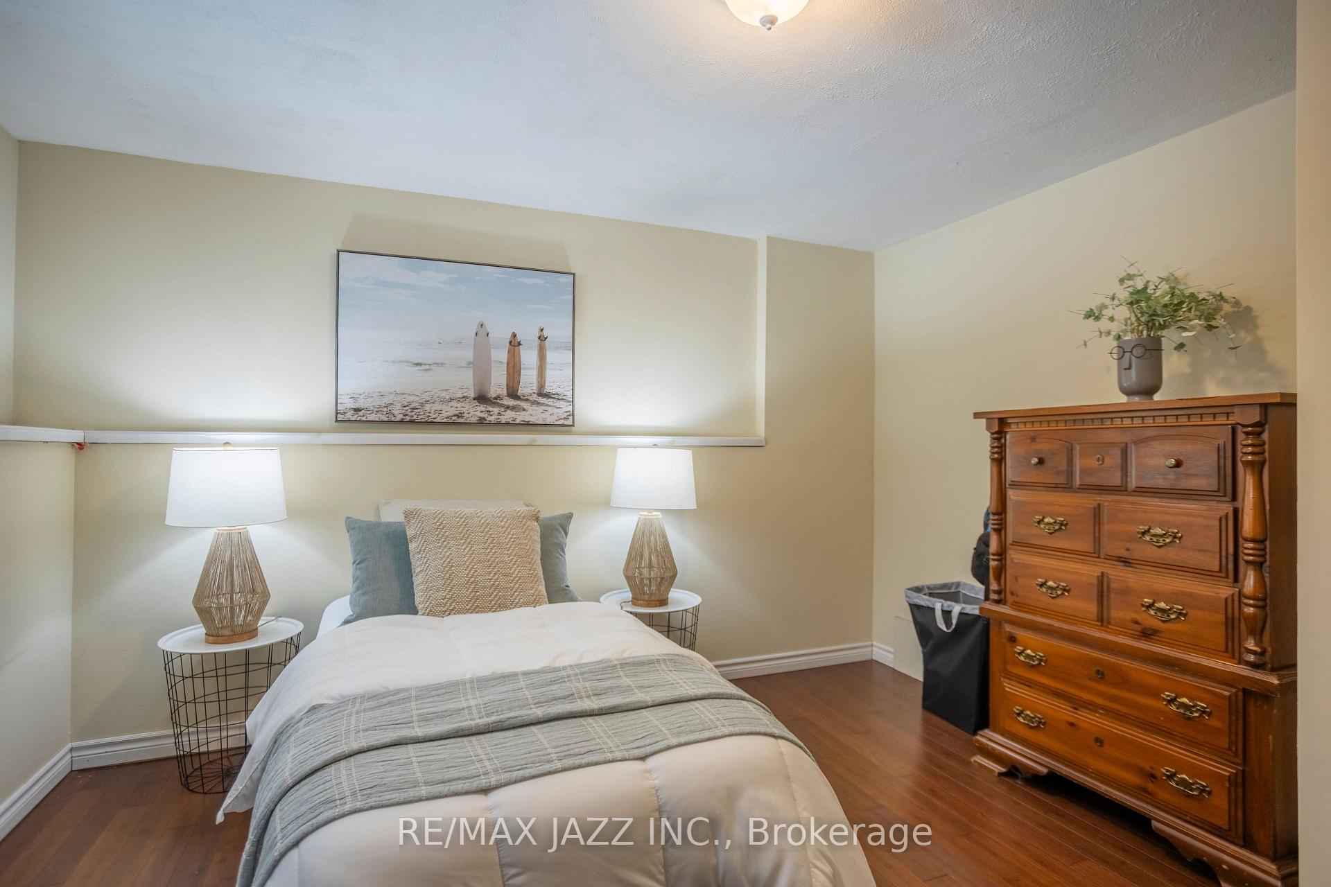 Photo 20 of 56 Hartsfield Drive, Clarington, Courtice — HOMEH