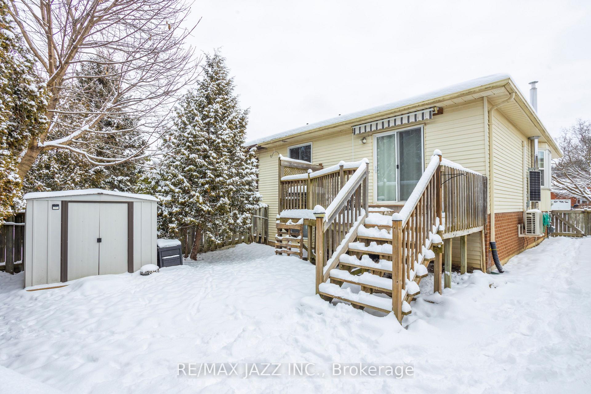 Photo 31 of 56 Hartsfield Drive, Clarington, Courtice — HOMEH