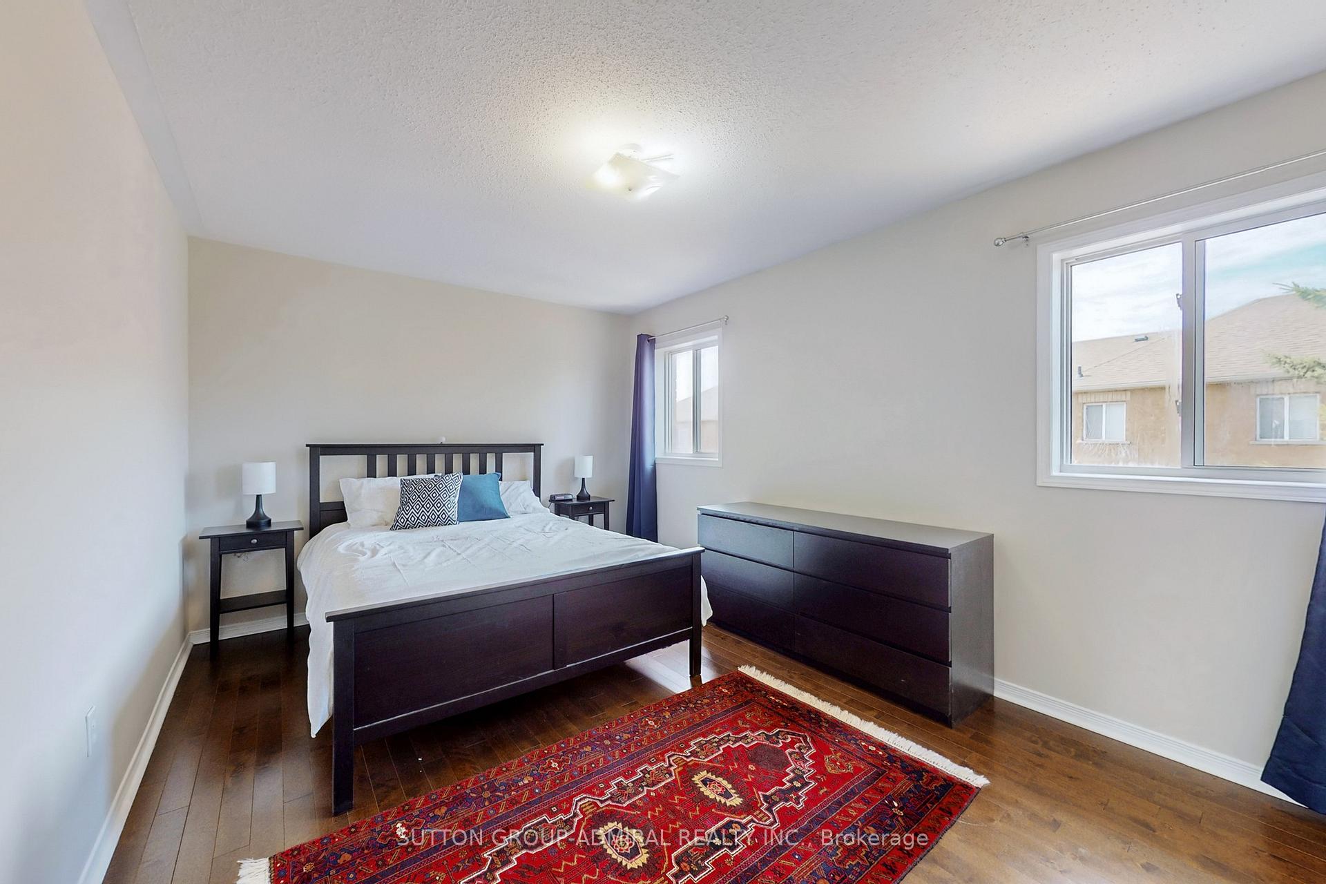Photo 12 of 128 Timberwolf Crescent, Vaughan, Vellore Village — HOMEH