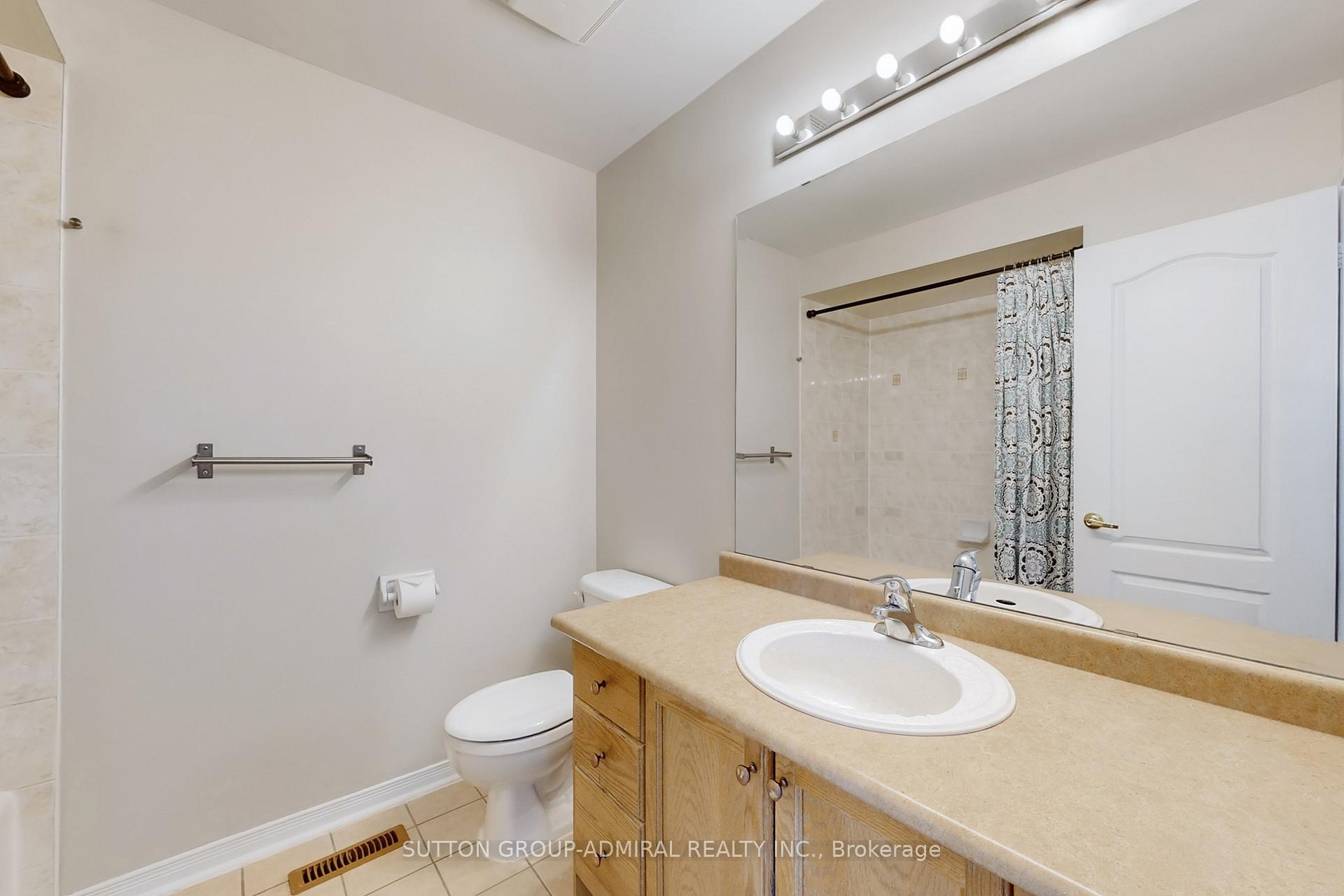 Photo 11 of 128 Timberwolf Crescent, Vaughan, Vellore Village — HOMEH