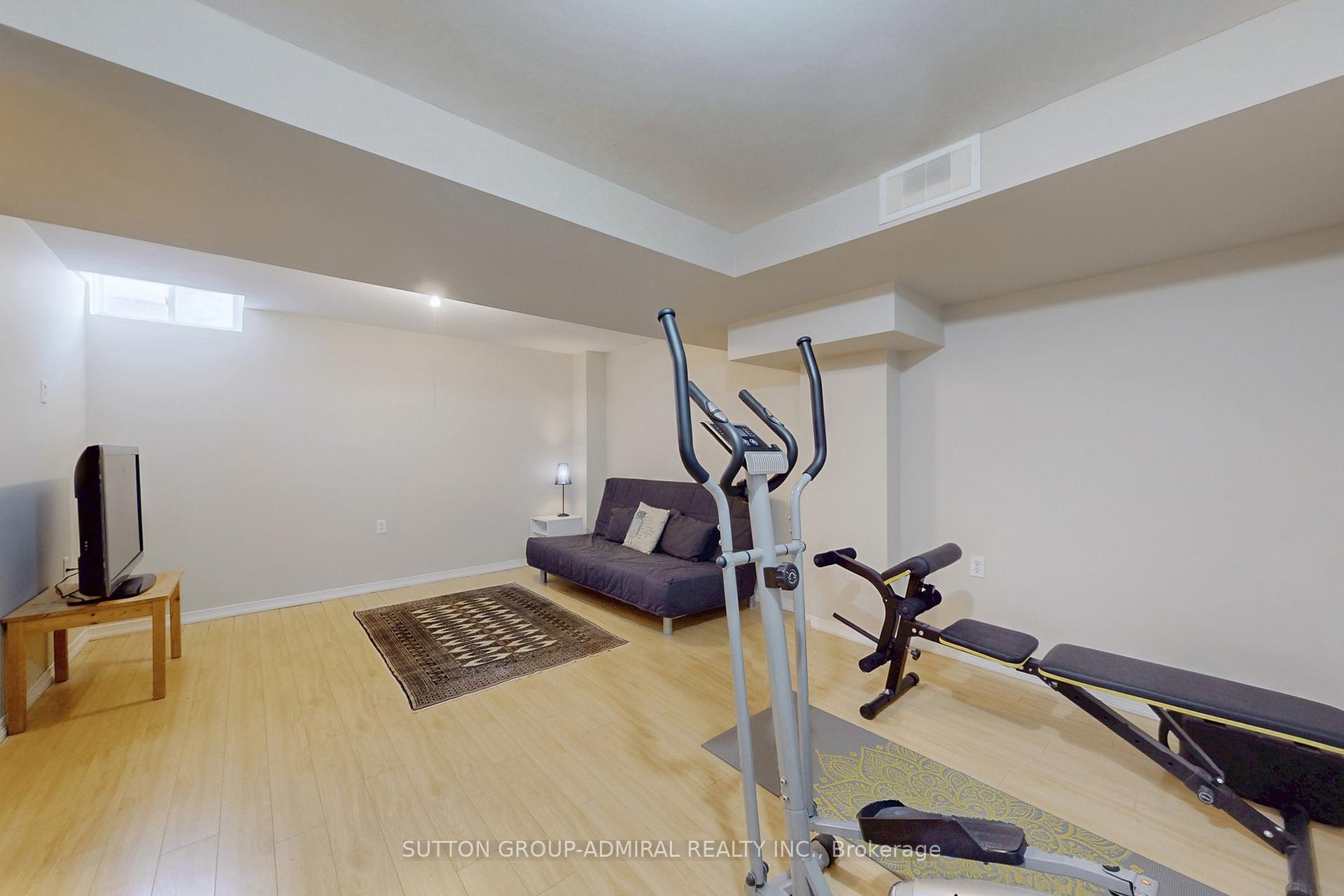 Photo 21 of 128 Timberwolf Crescent, Vaughan, Vellore Village — HOMEH