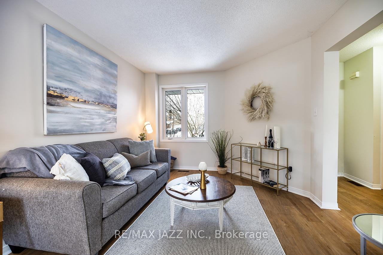 Photo 2 of 92 McMann Crescent, Clarington, Courtice — HOMEH