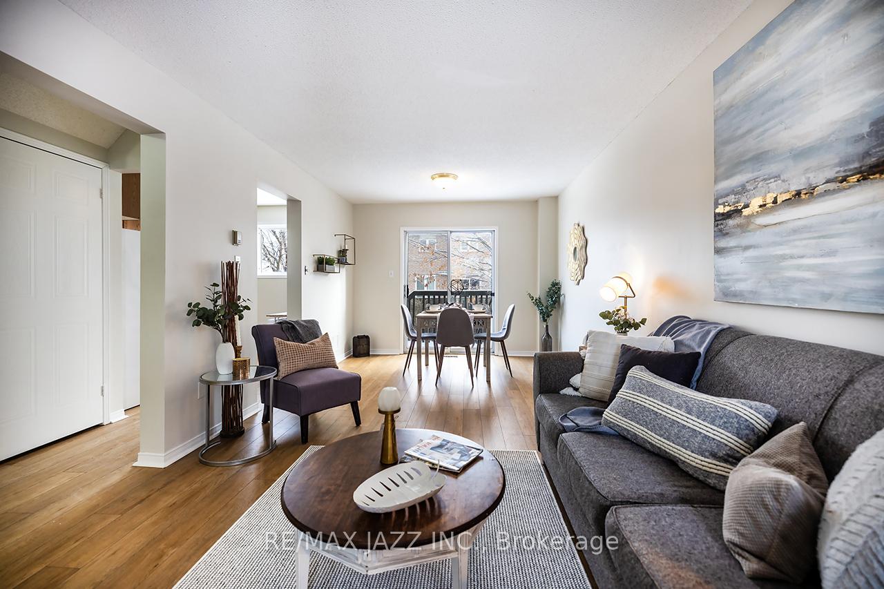 Photo 11 of 92 McMann Crescent, Clarington, Courtice — HOMEH