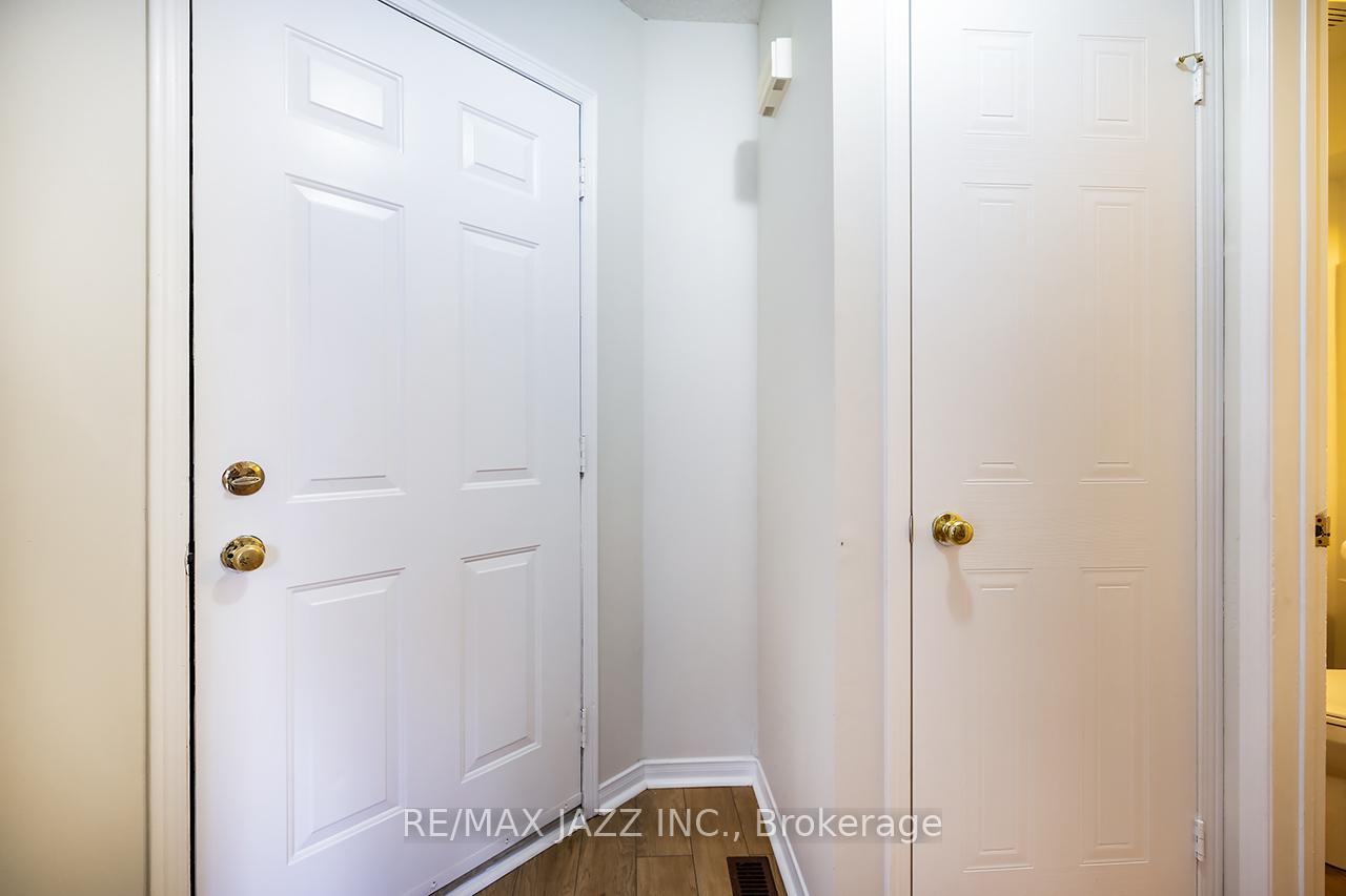 Photo 9 of 92 McMann Crescent, Clarington, Courtice — HOMEH