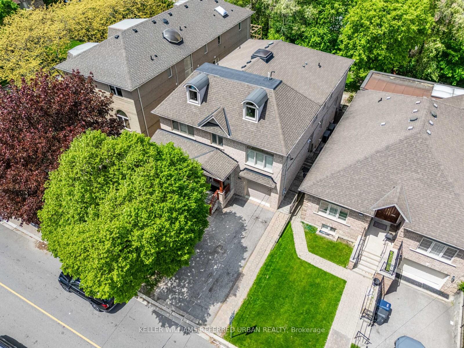 Photo 19 of 526 Coldstream Avenue, Toronto, Englemount-Lawrence — HOMEH