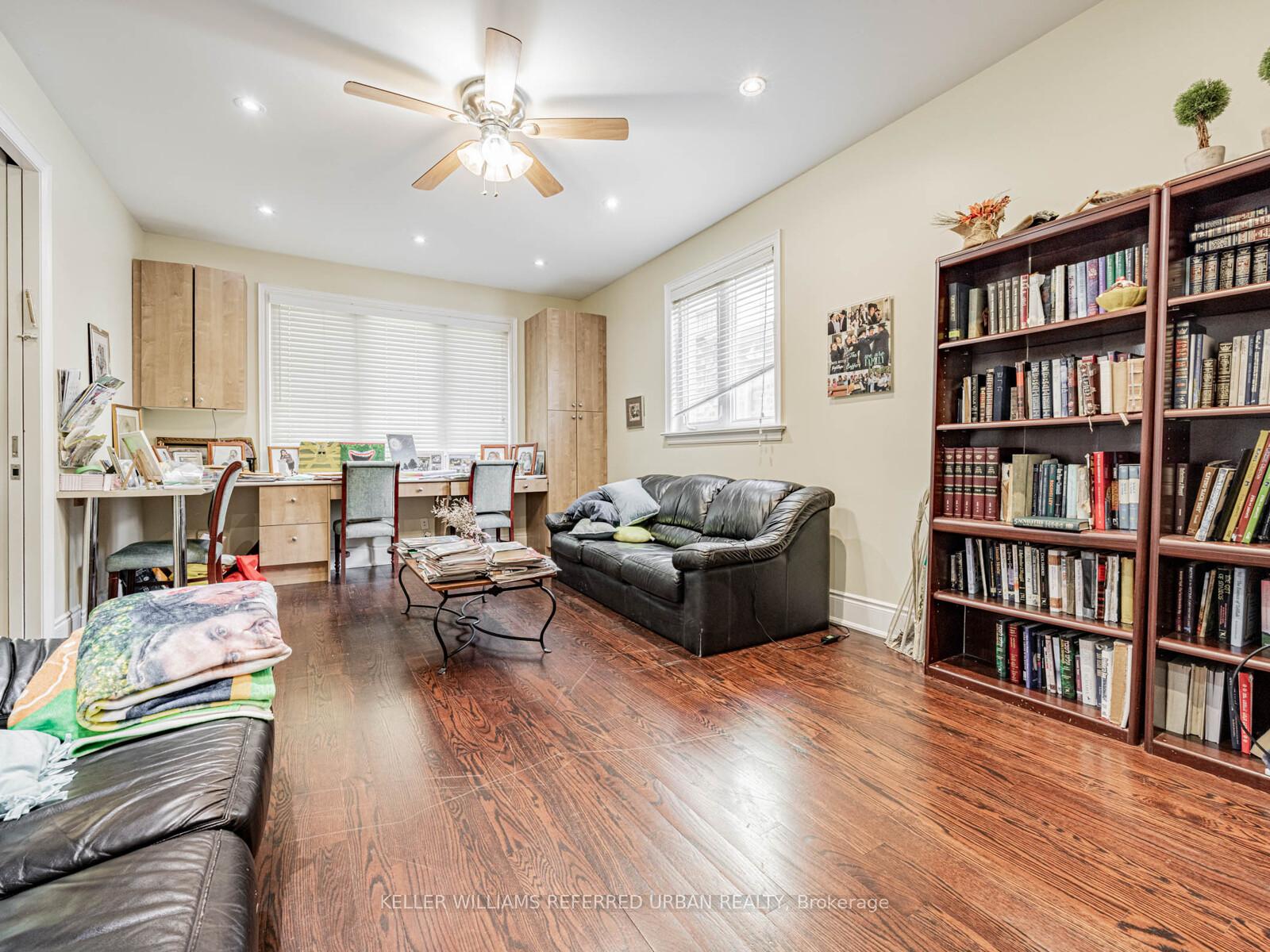 Photo 14 of 526 Coldstream Avenue, Toronto, Englemount-Lawrence — HOMEH