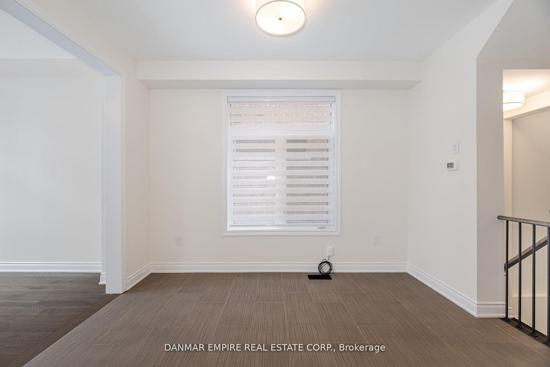 Photo 9 of 20 Great Heron Court, King, King City — HOMEH