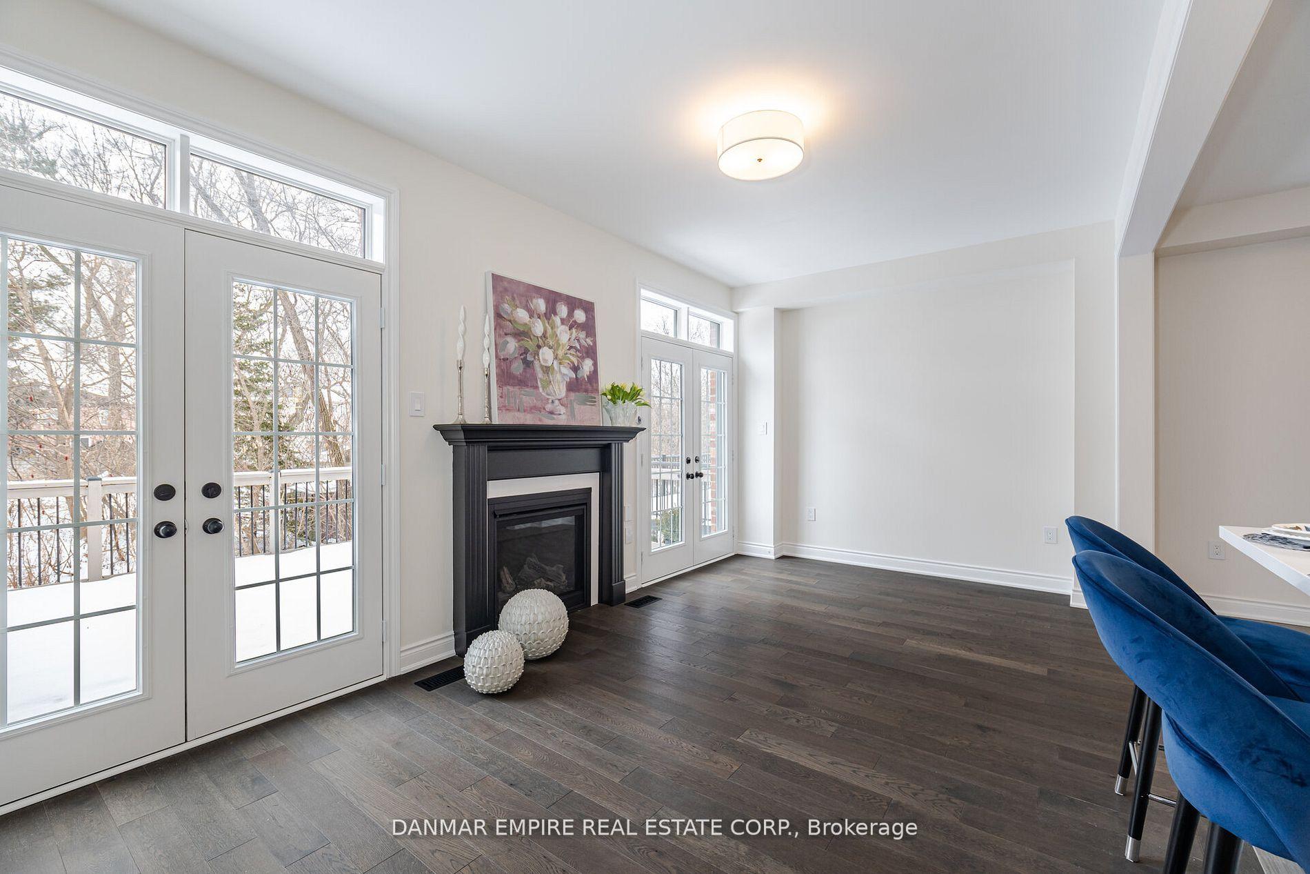 Photo 13 of 20 Great Heron Court, King, King City — HOMEH