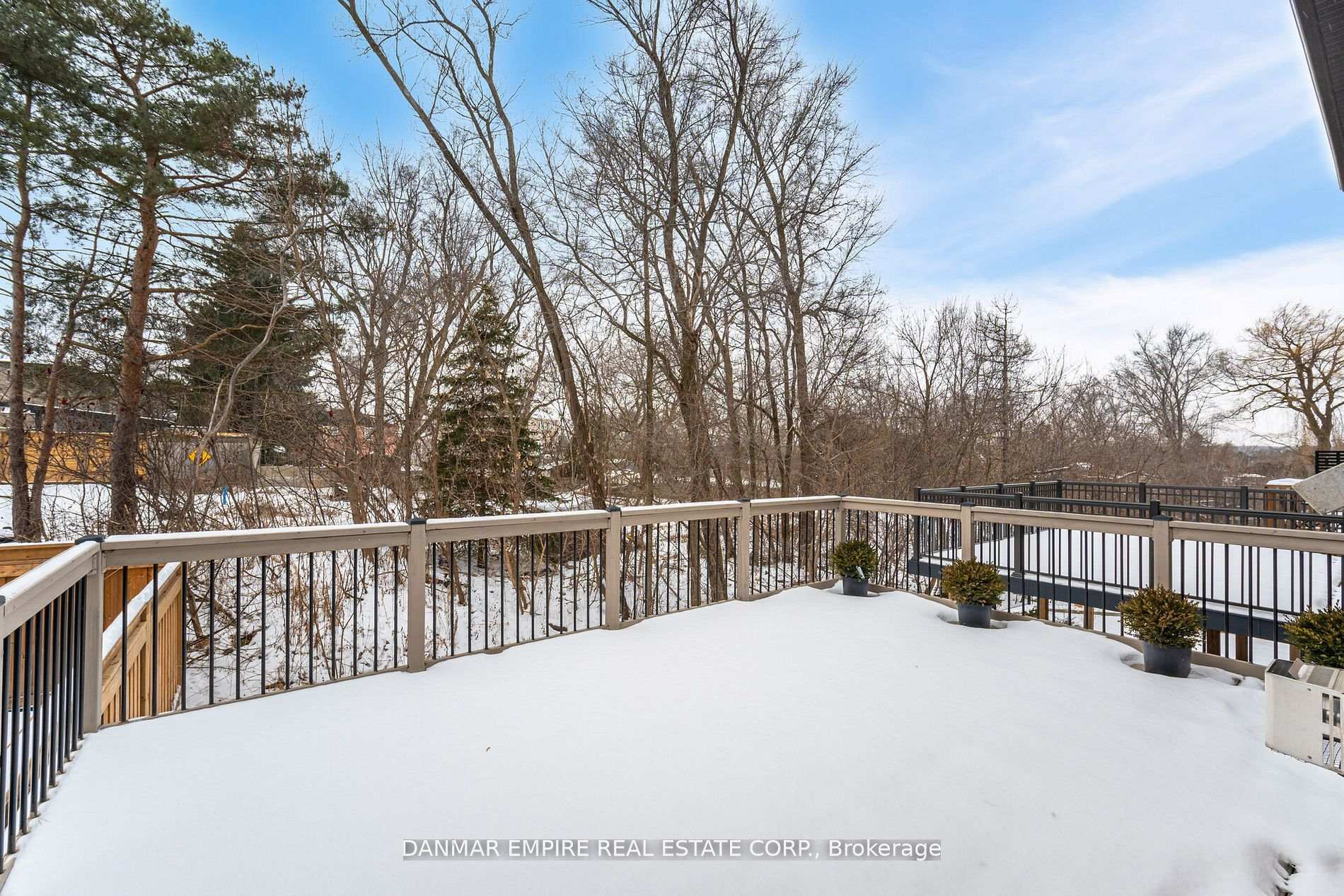 Photo 15 of 20 Great Heron Court, King, King City — HOMEH