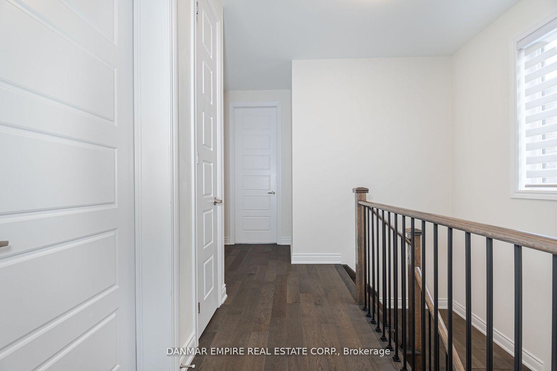 Photo 16 of 20 Great Heron Court, King, King City — HOMEH