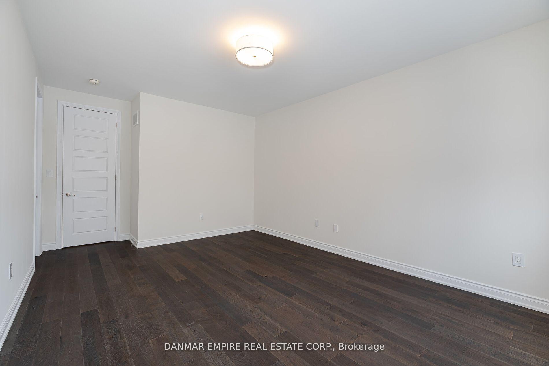 Photo 40 of 20 Great Heron Court, King, King City — HOMEH